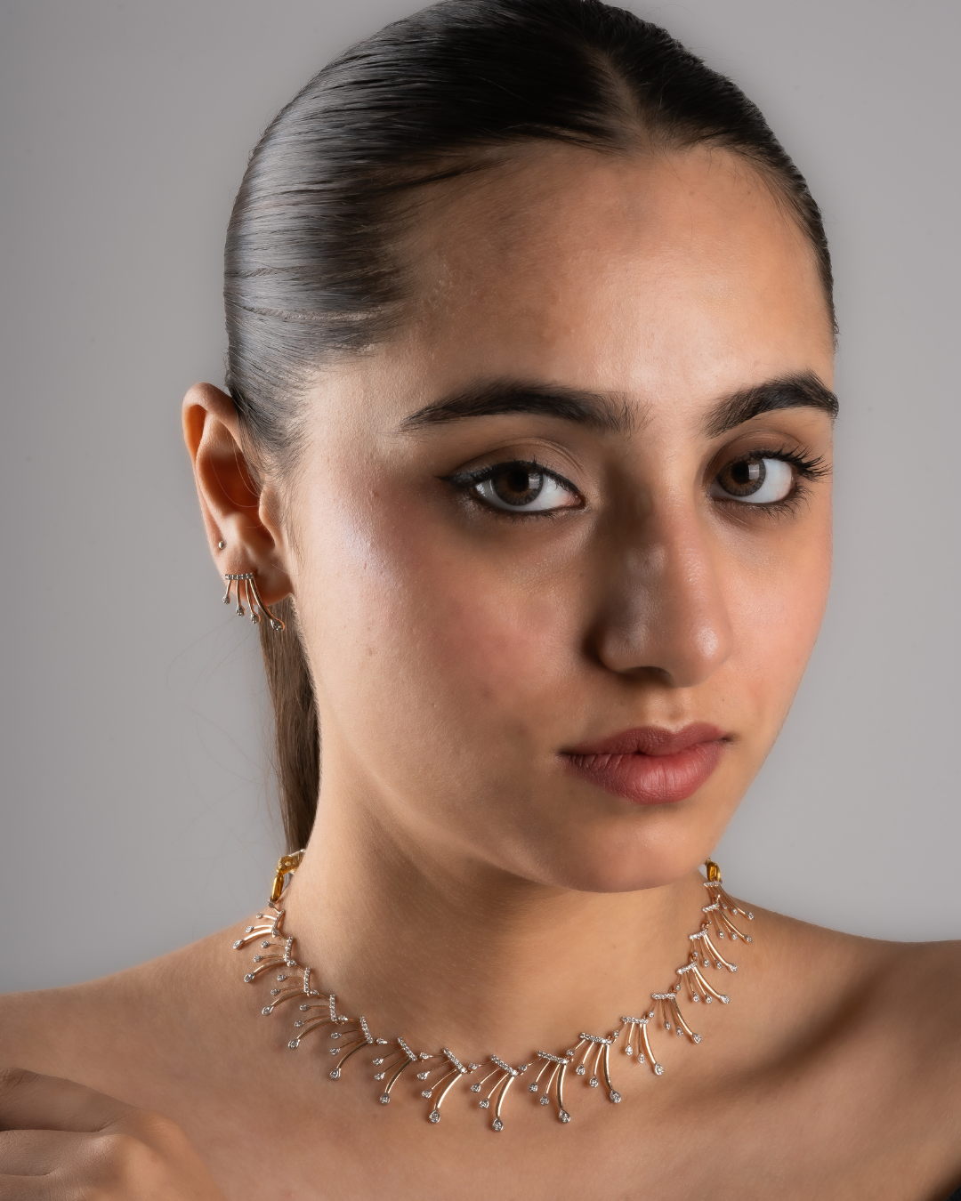 crown style diamond necklace